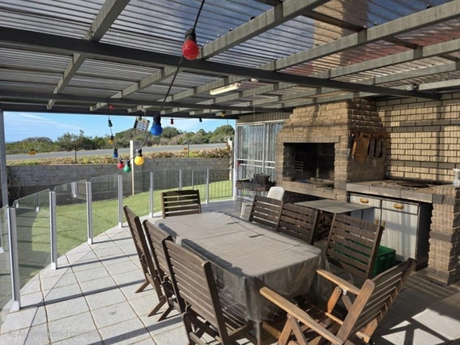 3 Bedroom Property for Sale in Stilbaai Western Cape